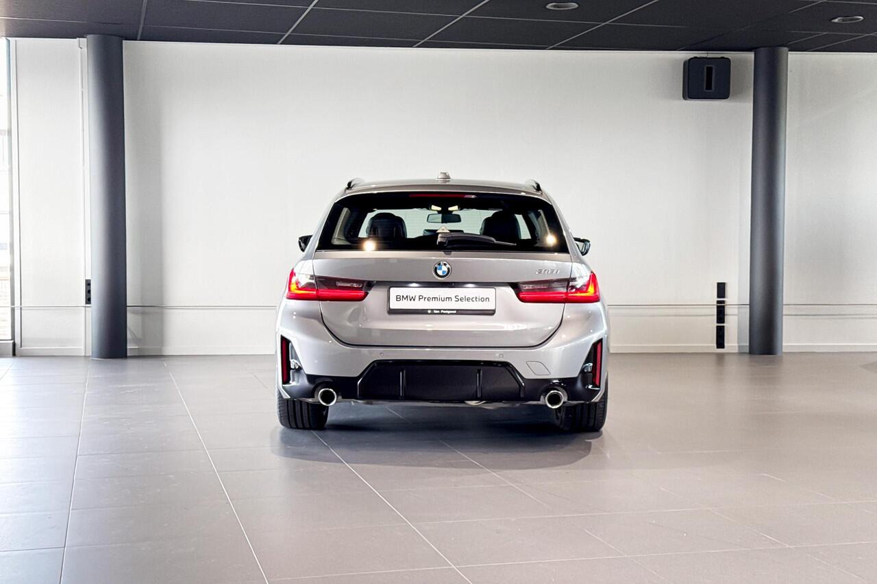 BMW 3-SERIE Touring 318i | M Sport | Stoelverwarming | Achteruitrijcamera | Trekhaak |