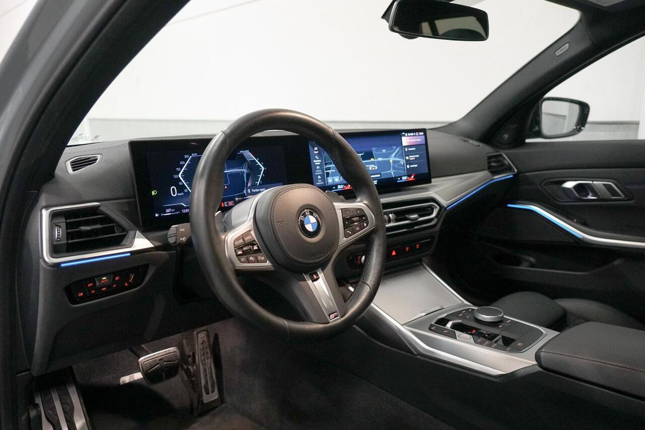 BMW 3-SERIE Touring M340i xDrive Panoramadak | Harman Kardon | Adapt. Cruise Control