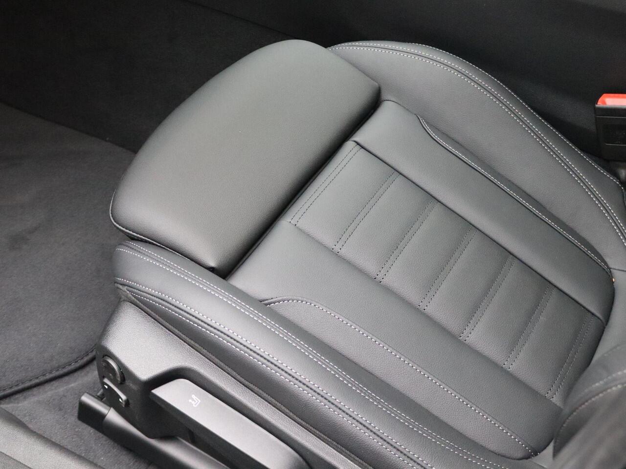 BMW 3-SERIE Touring 320i | M Sport Package | Innovation Pack | Comfort Pack | Showroom Selection