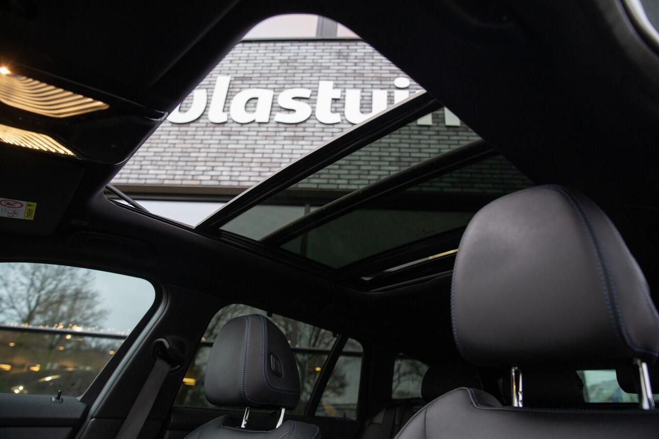 BMW 3-SERIE Touring 330e xDrive M-Sport , Panoramadak, Keyless entry, Head-up display,