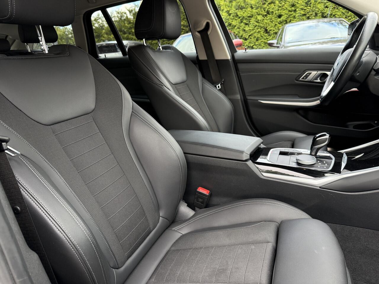 BMW 3-SERIE Touring 330e Business Edition+, Trekhaak | Navi+