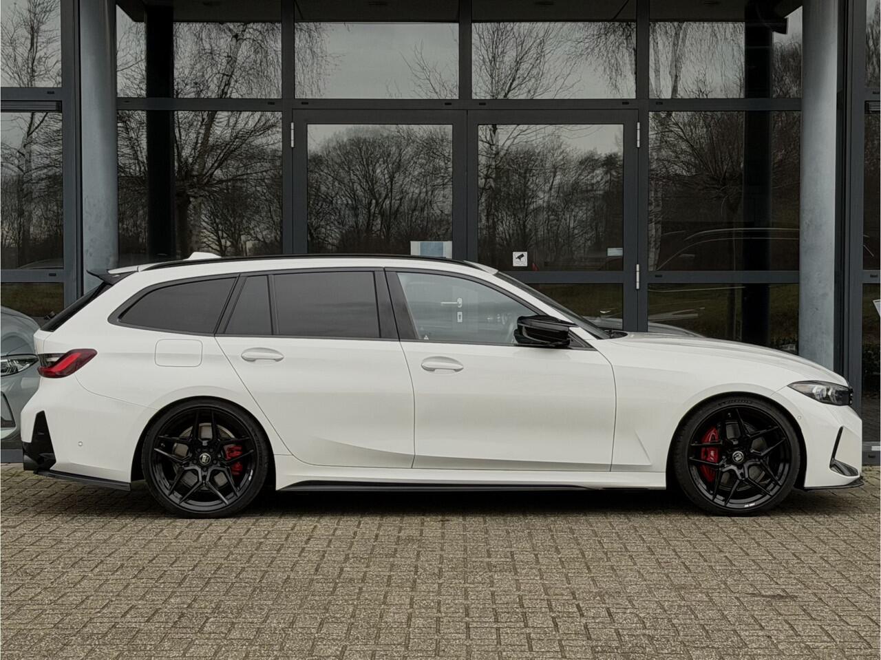 BMW 3-SERIE Touring 330e xDrive, M-Sport, HUD, Pano, M340i, Trekhaak