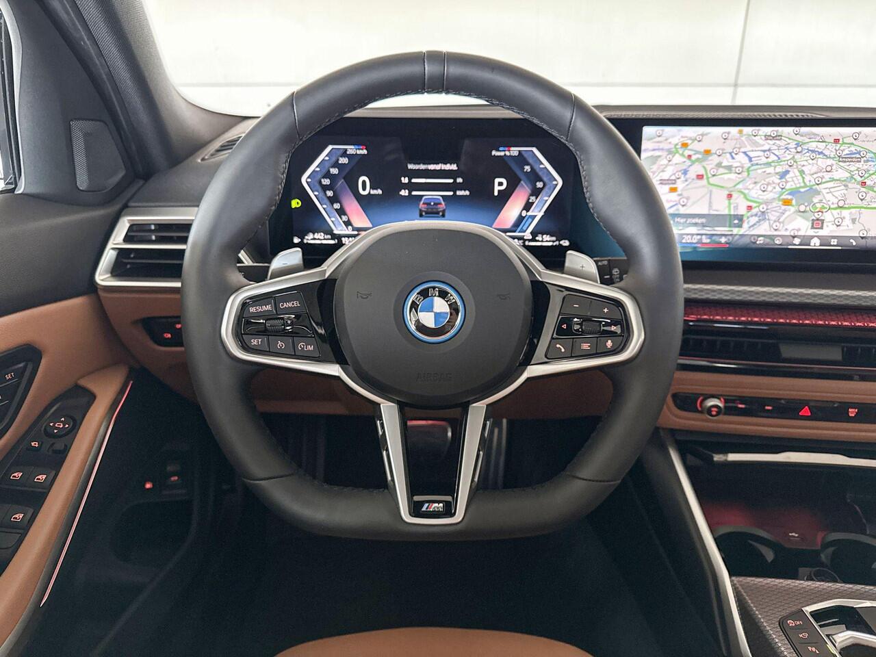 BMW 3-SERIE Touring 330e | Selections