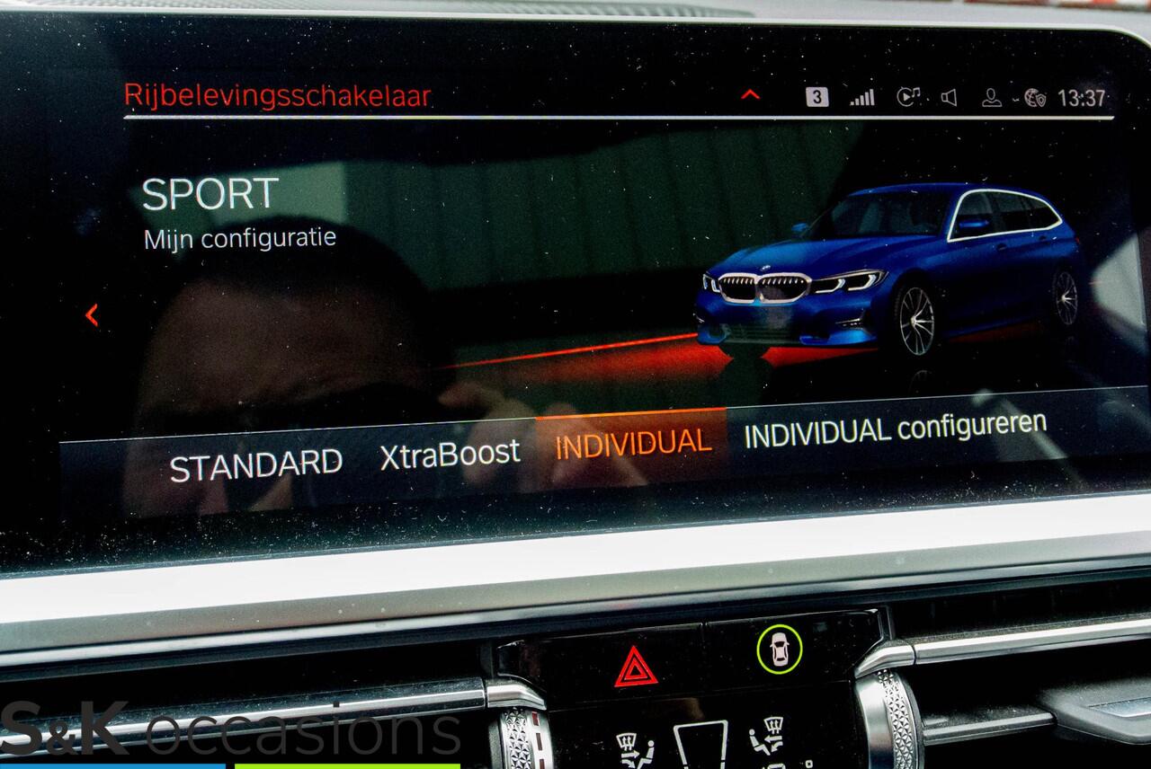 BMW 3-SERIE Touring 330e xDrive Pano Led Leder BMW 3-serie Touring 330e xDrive Business Edition Plus