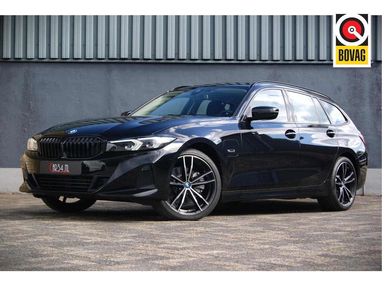 BMW 3-SERIE Touring 330e 292PK Nw model Shadowline Widescreen/wegkl.trhk/Carplay/Sportstoelen Aut8