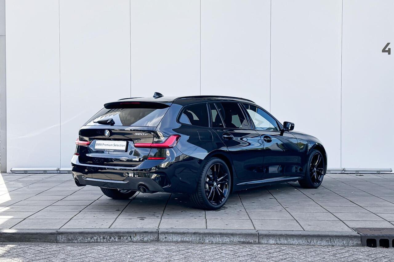 BMW 3-SERIE Touring 320e High Executive M-Sport 19 Inch / Stuur & Stoelverwarming / Electrische Zwenkhaak / Glazen Schuifdak / Laser Light / Hifi / Head Up Display / Active Cruis Control