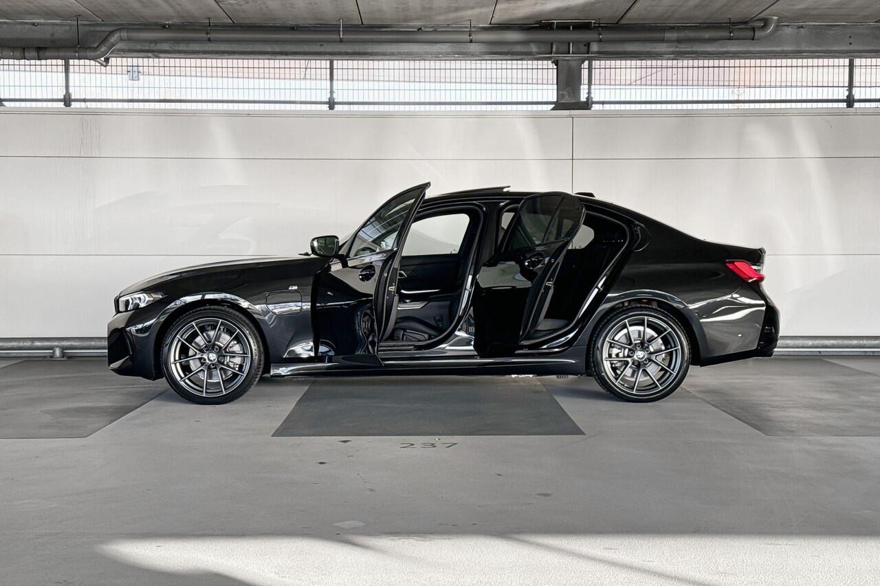 BMW 3-SERIE Sedan 320e | Selections | M Sportpakket | Trekhaak met elektrisch wegklapbare kogel |