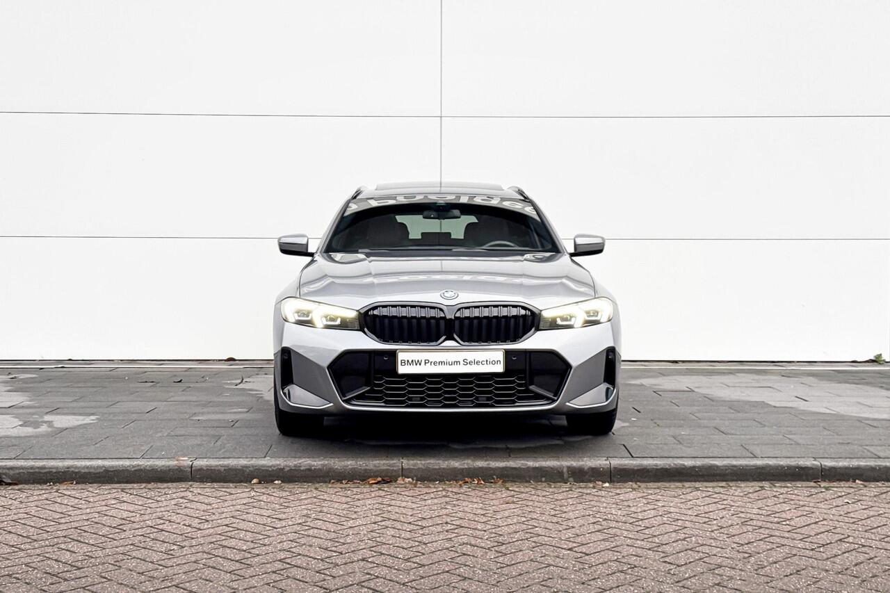 BMW 3-SERIE Touring 320e M Sport | 19 inch | Panoramadak