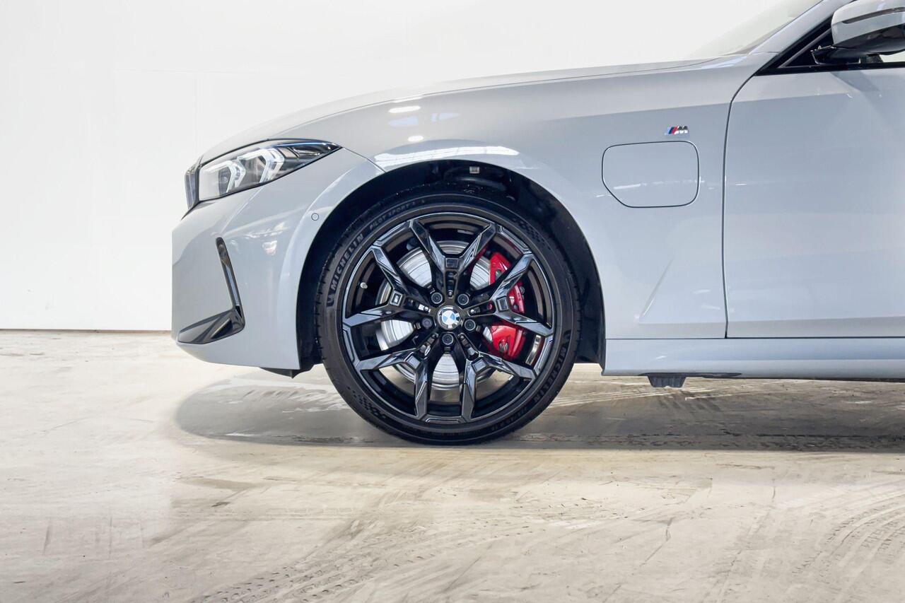 BMW 3-SERIE Touring 330e Innovation Pack M Sportpakket Pro Aut.