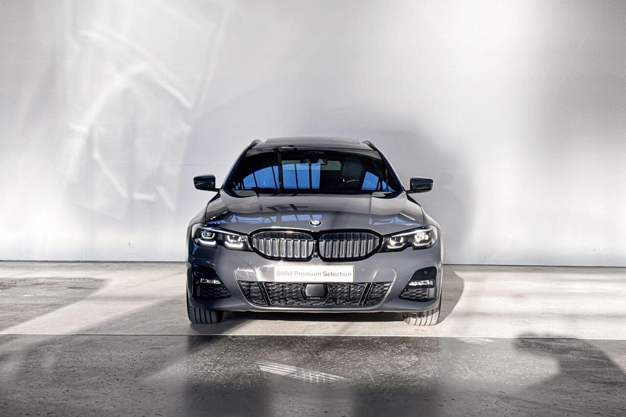 BMW 3-SERIE Touring 330e High Executive Model M Sport Aut.