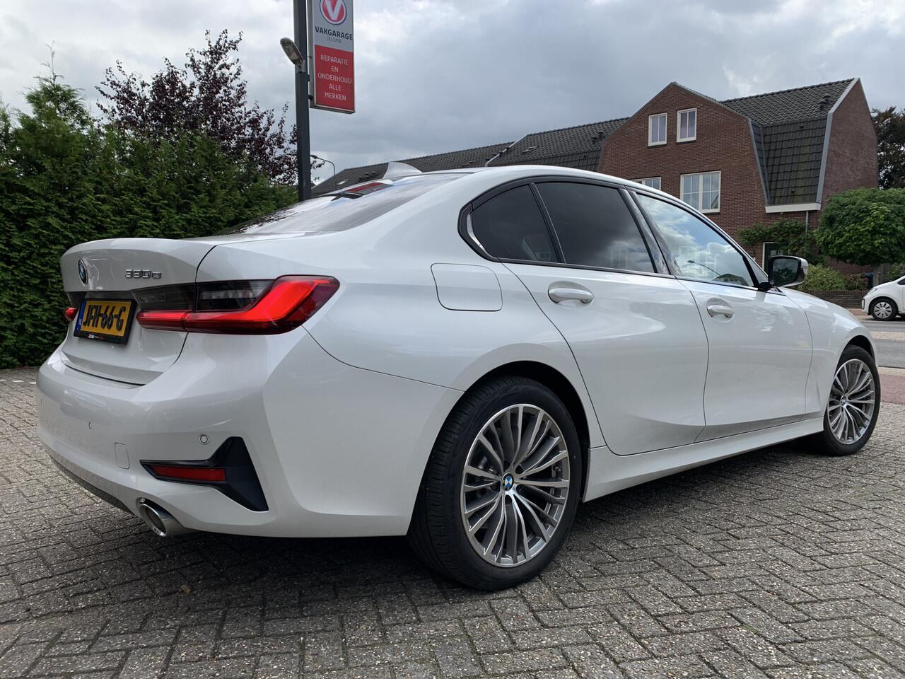 BMW 3-SERIE 330e High Executive, Sport pack | Trekhaak