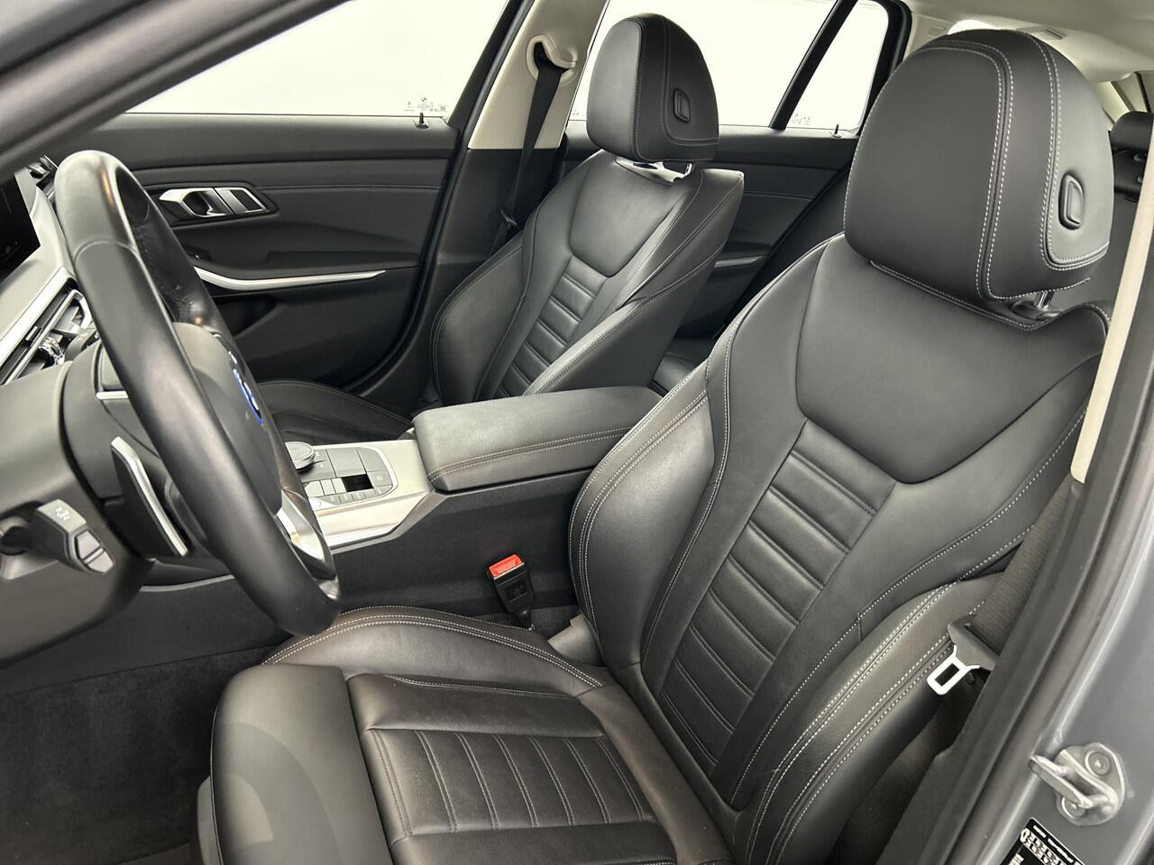 BMW 3-SERIE Touring 320e M-Sport-19'velgen/WIDESCREEN/Sportstoel/Trekhaak