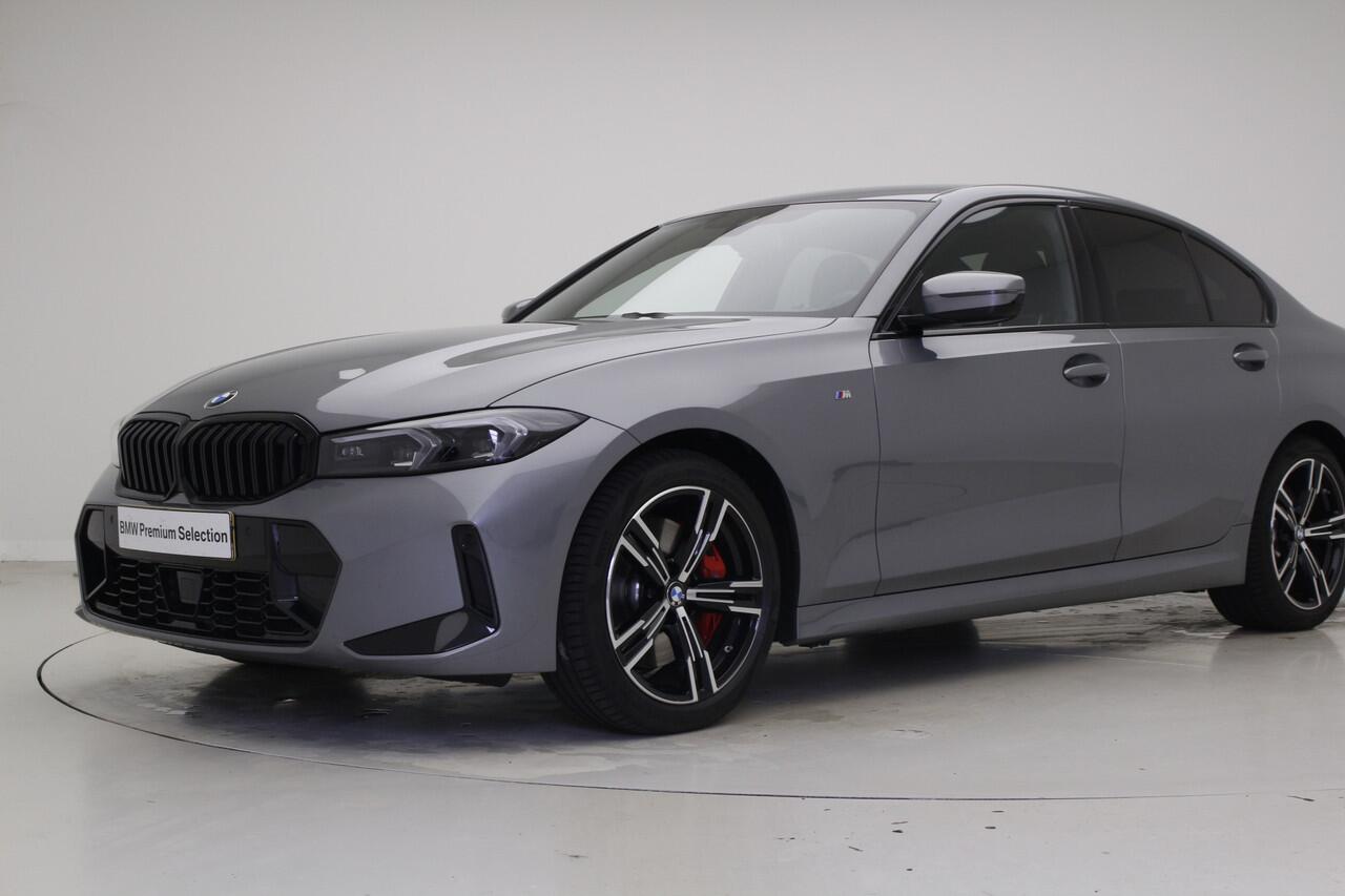 BMW 3-SERIE 320i M-Sport Pro | Active Cruise Controle | Elektrisch verstelbare stoelen | Nu voor 49.895,-