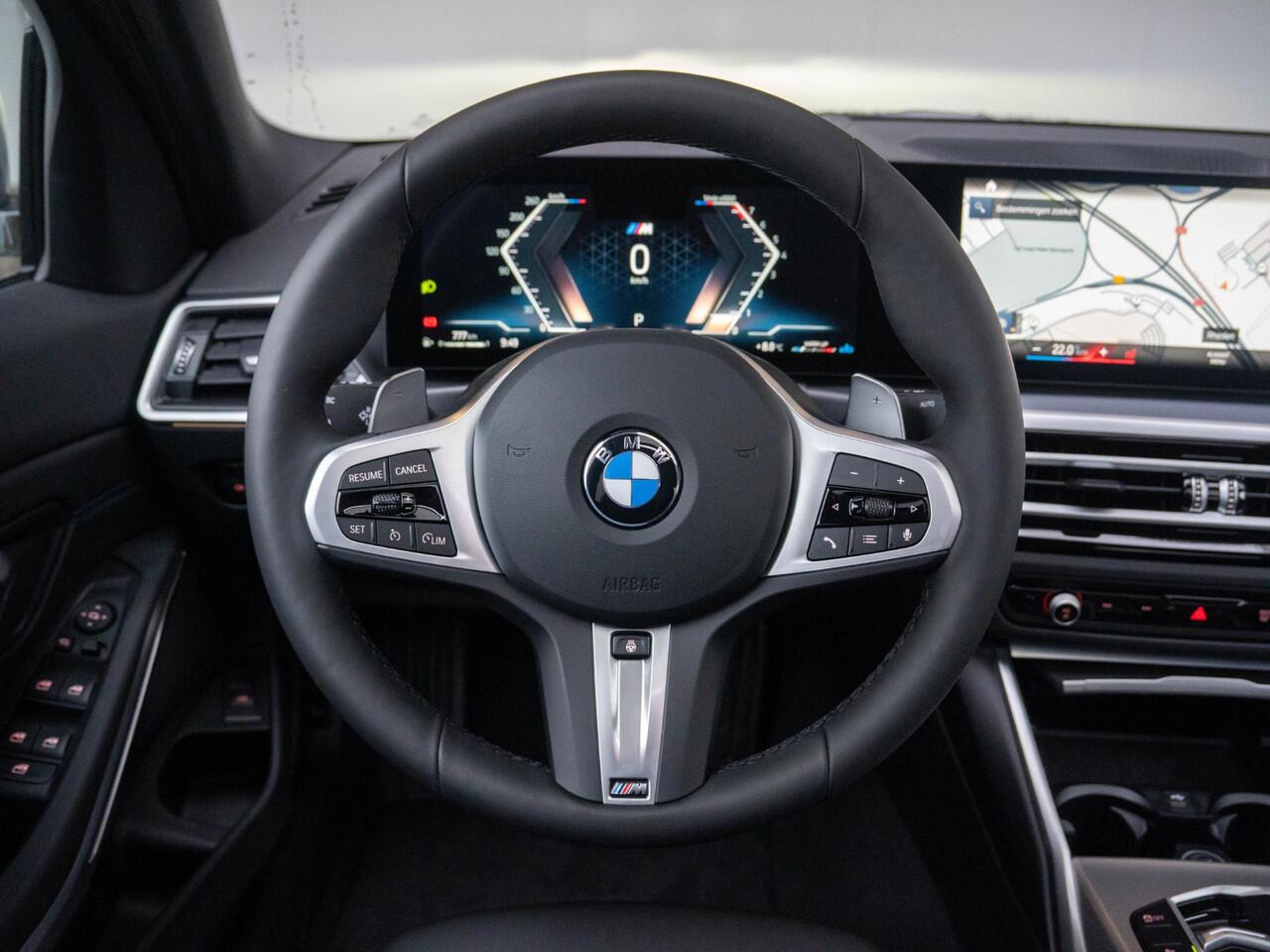 BMW 3-SERIE Sedan 320i Sedan M Sportpakket / Adaptive LED / Stoelverwarming / Glazen panoramadak | Ekris Selection