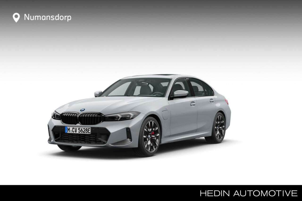 BMW 3-SERIE 330e | M-Sport Pro | 19'' | S/k-dak | Park. Plus | Head-Up | HiFi | Driv. Ass. | Trekhaak | Adapt. LED | Stuur + stoelverw.