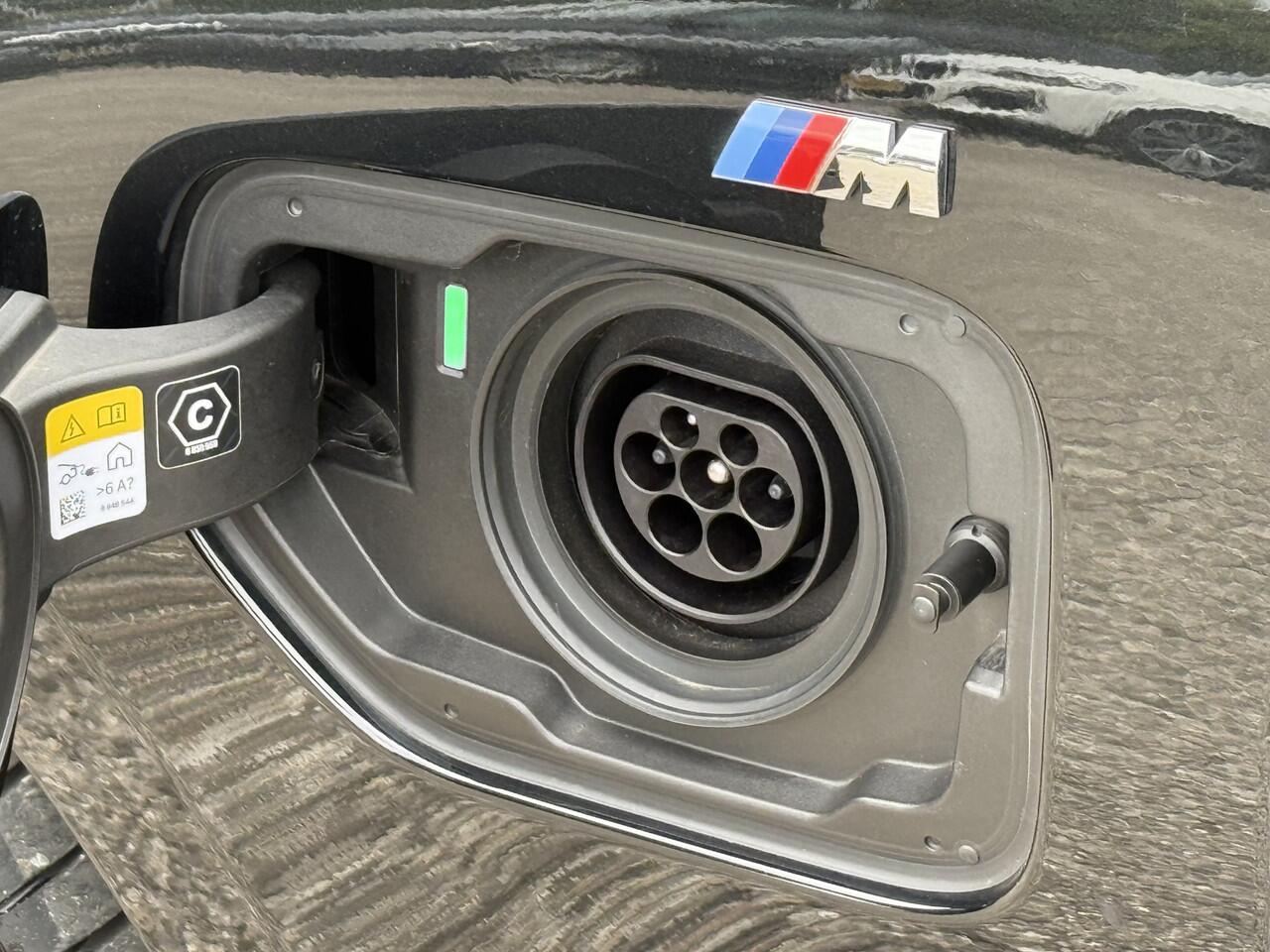 BMW 3-SERIE 320e | M-Sport Pro | 19'' M-Performance | M Adaptief onderstel | BSI - 3jr - 40.000 km