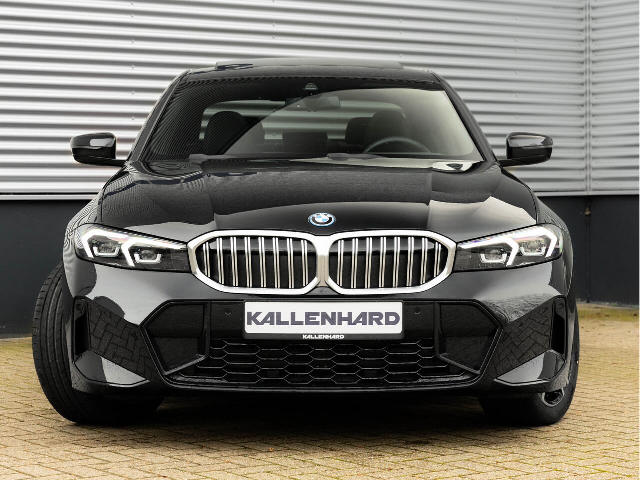 BMW 3-SERIE 330e M-Sport - LCI 2 - Schuifdak - Trekhaak - Widescreen - Hifi - Camera