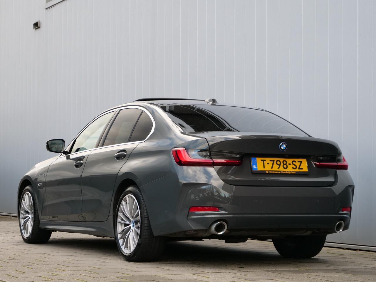 BMW 3-SERIE 320e 204 Pk Automaat van ¤ 36.450,- voor