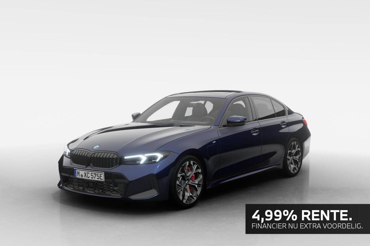 BMW 3-SERIE Sedan 330e | M Sport Pro | Comfort Pack | Elektrisch bediend glazen schuif-/kanteldak | Active Cruise Control