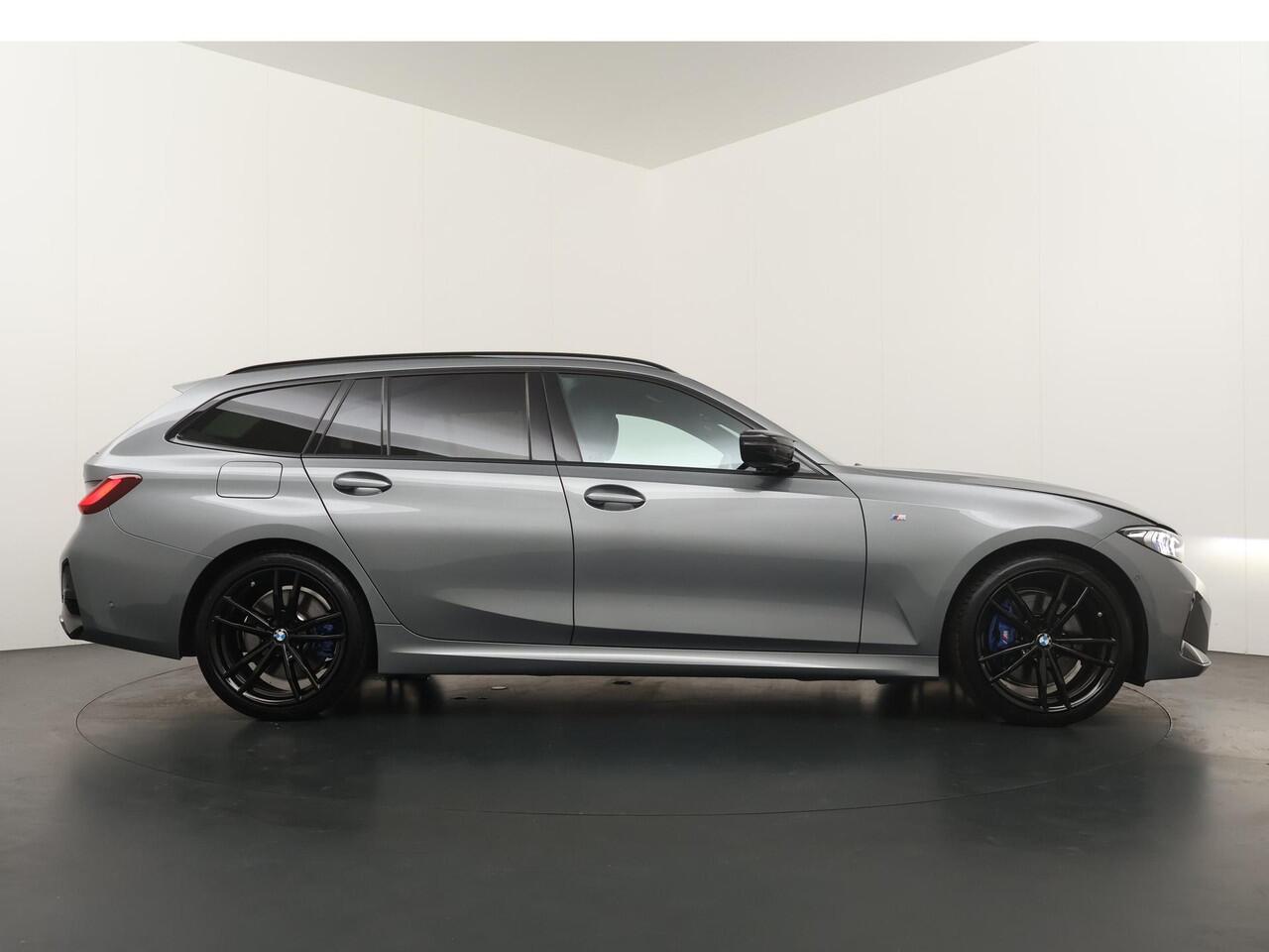 BMW 3-SERIE Touring M340i xDrive | M-Sportpakket | Panoramdak | Harman Kardon |