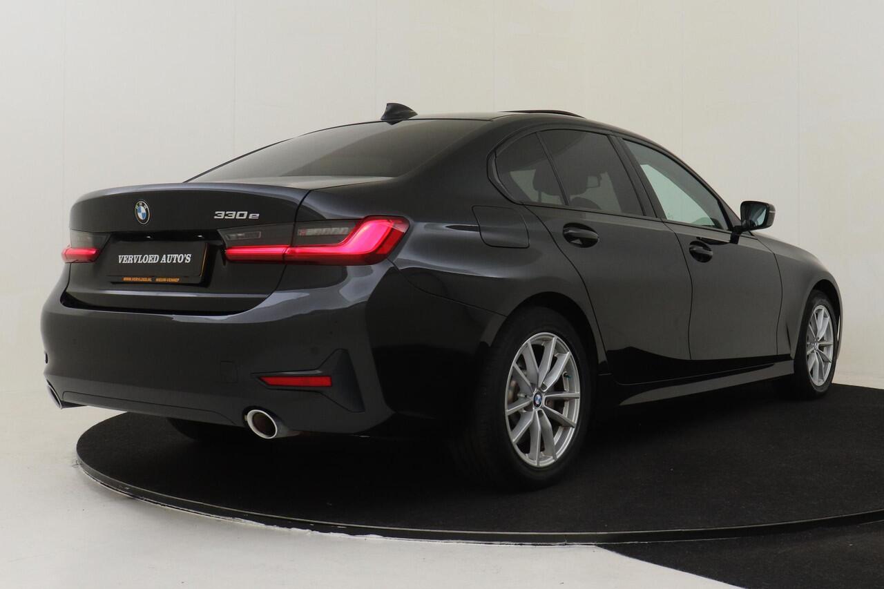 BMW 3-SERIE 330e HIGH EXECUTIVE -PANO.DAK|ADAP.CRUISE|SPORT-LINE|PRIVACY.GLAS|STOELVERW.|CARPLAY