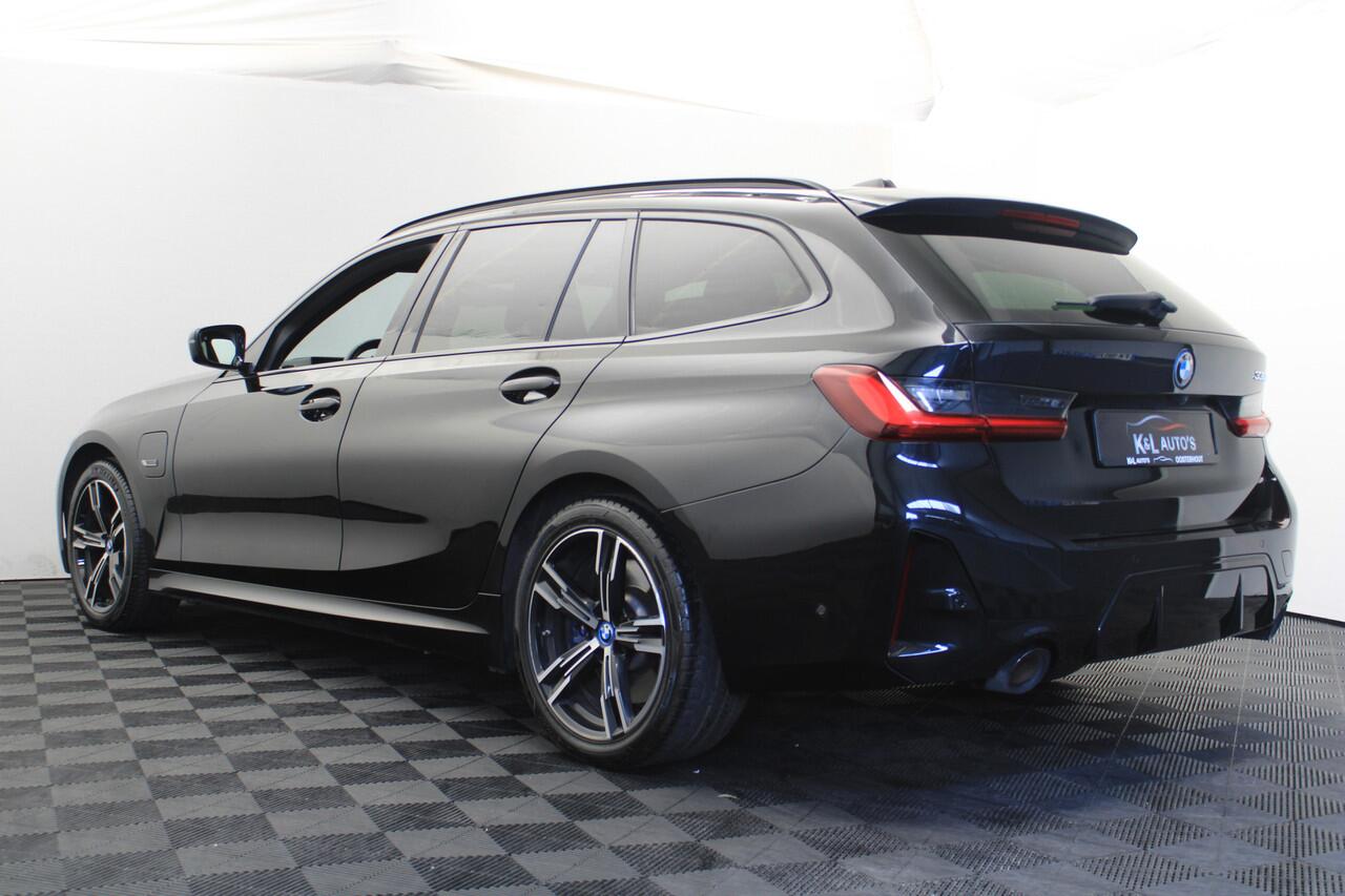BMW 3-SERIE Touring 330e M-Sport |Pano|M-Performance|
