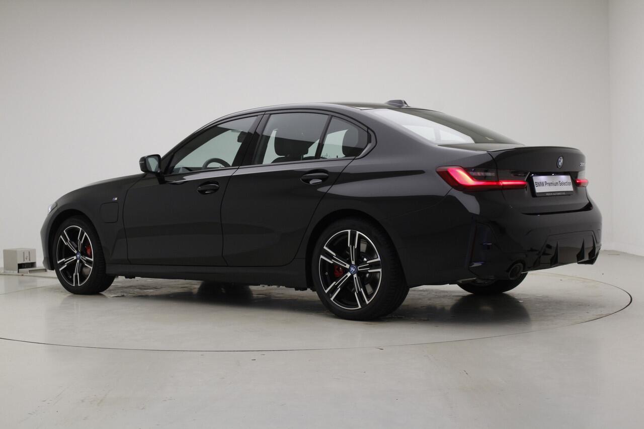 BMW 3-SERIE 320e M-Sport Pro | M Adaptief onderstel | Adaptieve LED koplampen | BSI 3 jr - 40.000 km | Nu voor 41.895,-