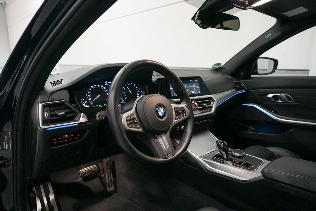 BMW 3-SERIE 330e M-Sport | Schuifdak | Harman Kardon | Head Up