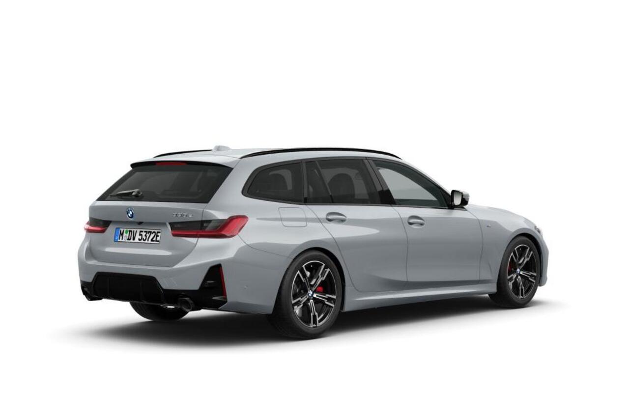BMW 3-SERIE Touring 330e | M Sport Pro | Comfort Pack