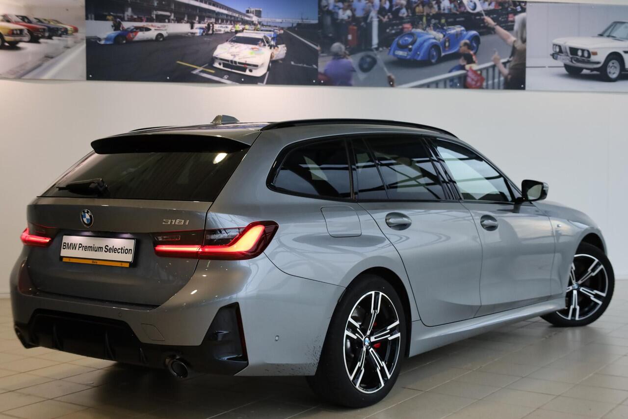 BMW 3-SERIE Touring 318i | M Sportpakket Pro | Comfort Pack | Panorama Dak | Stoelverwarming | HiFi