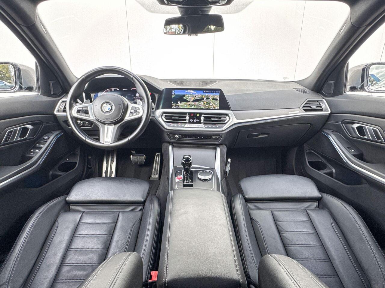 BMW 3-SERIE Sedan 330e | High Executive | M Sport | 19 inch
