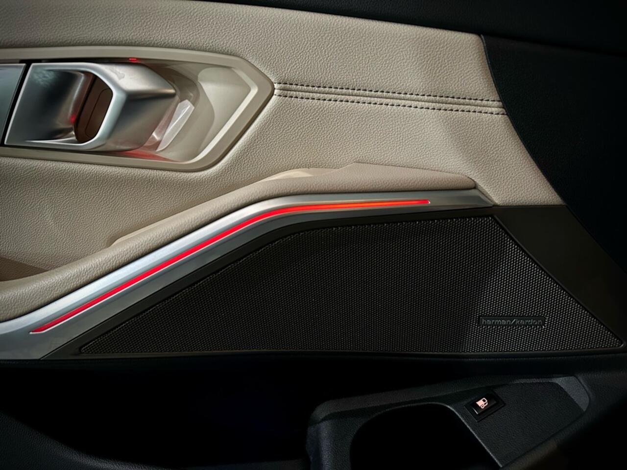 BMW 3-SERIE 330e M-PERFORMANCE HEADUP|DAK|HK|MGORDEL