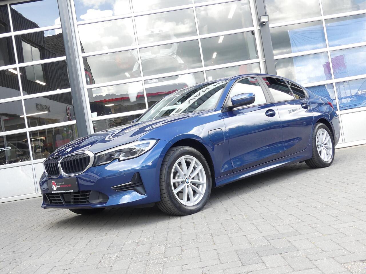 BMW 3-SERIE 330e xDrive *t/m 10de bouwjaar garantie!