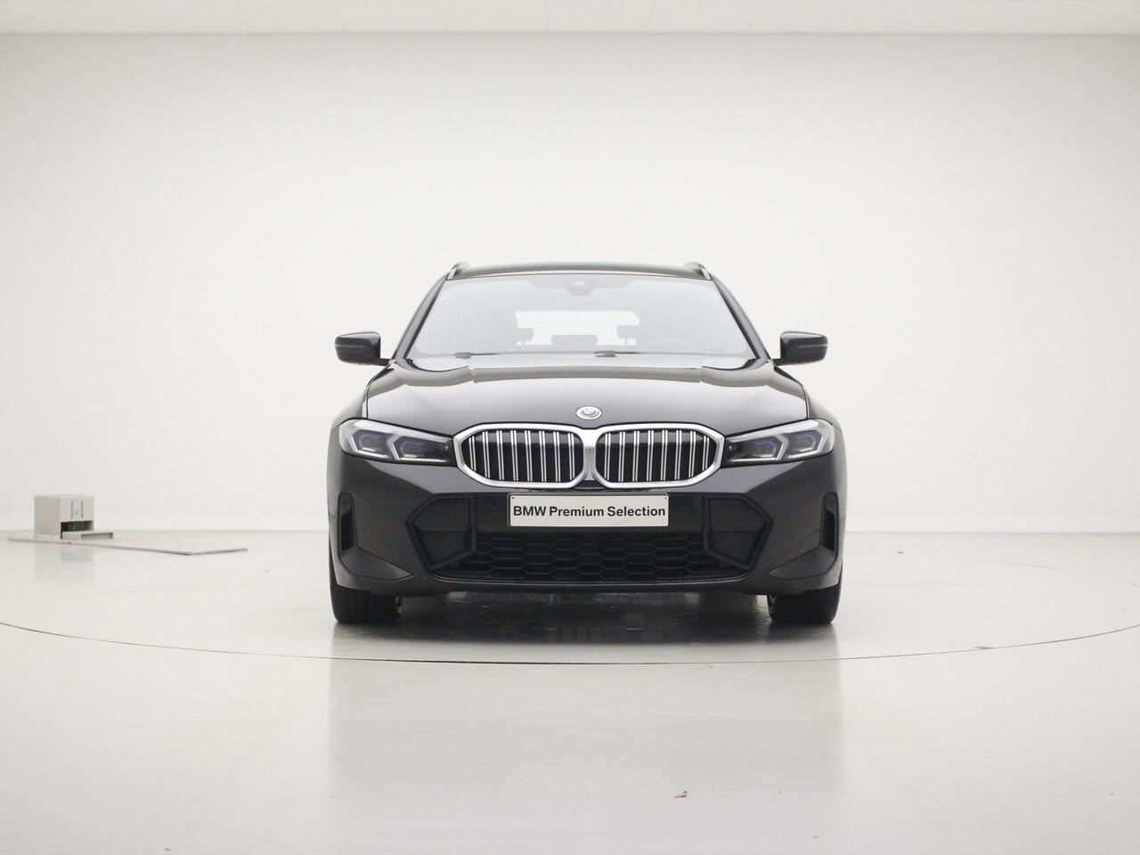 BMW 3-SERIE Touring 330e xDrive M-Sport | Camera | Hifi | Curved Display |