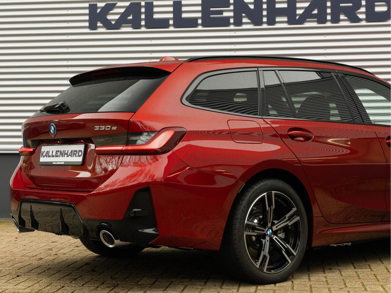 BMW 3-SERIE Touring 330e M-Sport - Pano - Trekhaak - LCI 2 - ACC - Hifi