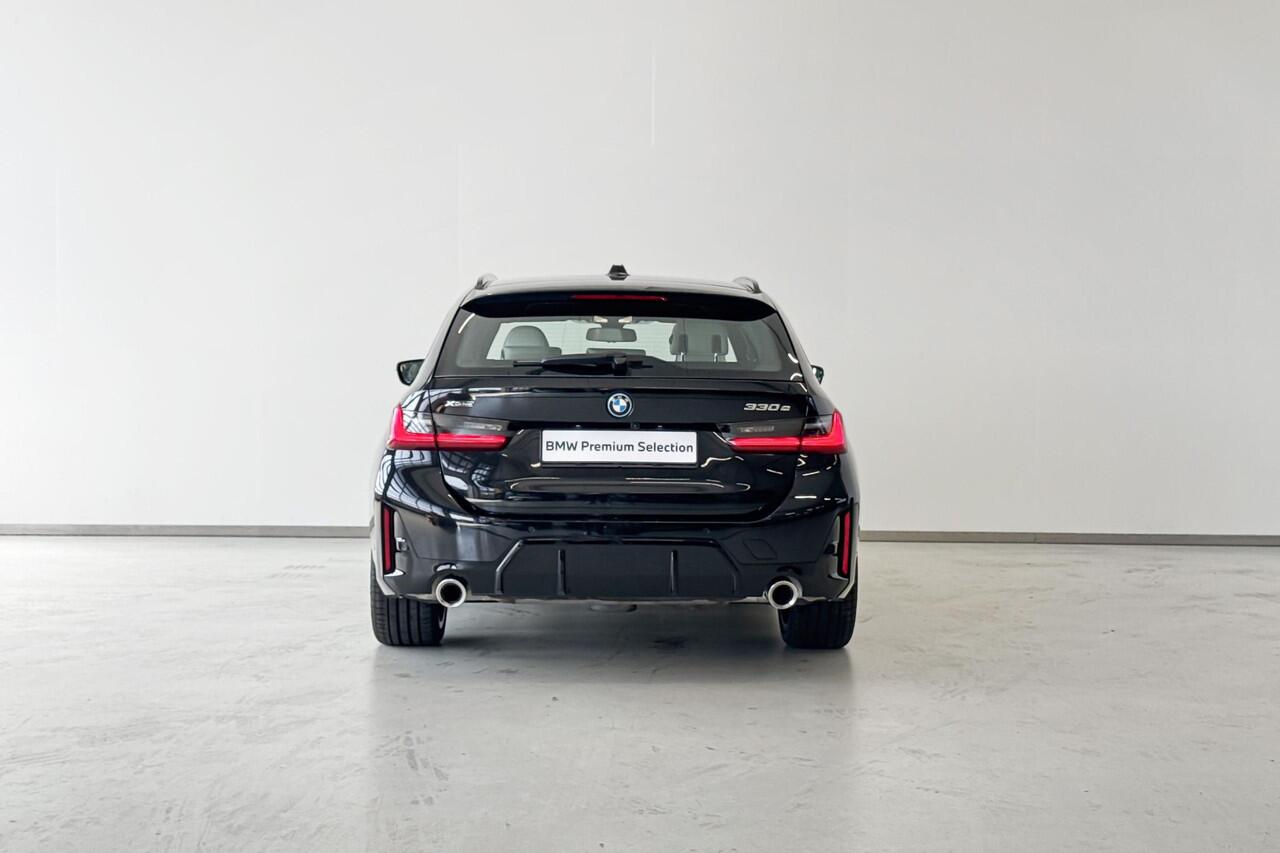 BMW 3-SERIE Touring 330e xDrive Innovation Pack M Sportpakket Aut. | Selections