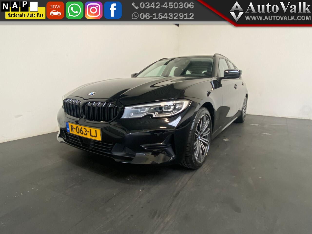 BMW 3-SERIE Touring 320i High Executive
