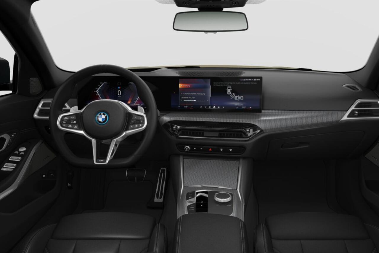 BMW 3-SERIE Touring 330e M Sport Edition | M Sportpakket Pro | Innovation Pack | Comfort Pack | Trekhaak