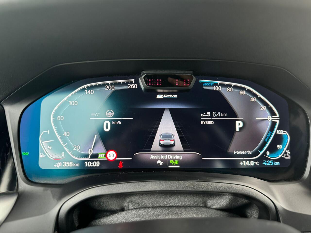 BMW 3-SERIE 330e M Sport HD/Adaptive/trekhaak/laser/Memory