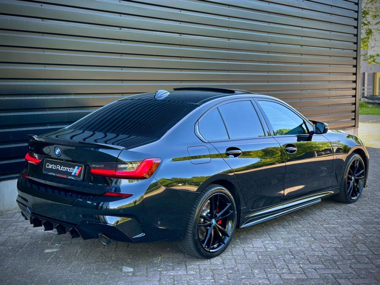 BMW 3-SERIE 330e xDrive M-PERFORMANCE LASER|DAK|360|HUD|MEMORY