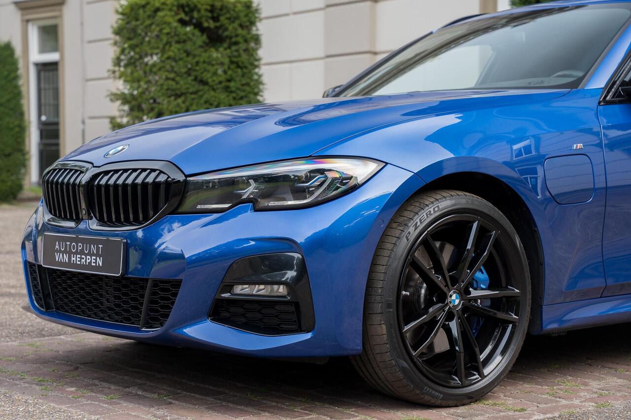 BMW 3-SERIE Touring 330e M-Sport 360 CAM | H&K | LASER | INDIVIDUAL LEDER | HUD