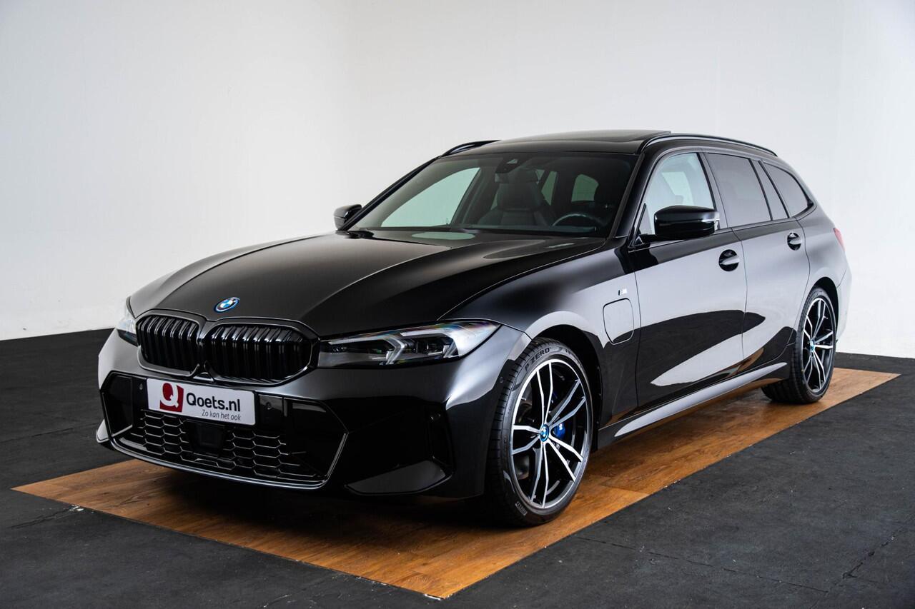 BMW 3-SERIE Touring 330e xDrive M Sport Pro - Panoramadak - Parking/Driving Assistant - Hifi - Active Cruise Control - Comfort Access - Elektrisch verwarmde/verstelbare stoelen - Getinte ruiten - Zonneschermen -