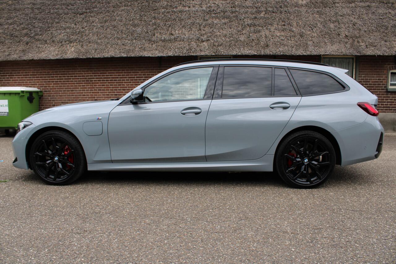 BMW 3-SERIE Touring 330e PANO LED LEER VOLLL M-SPORT M-PAKKET 17000KM!!!