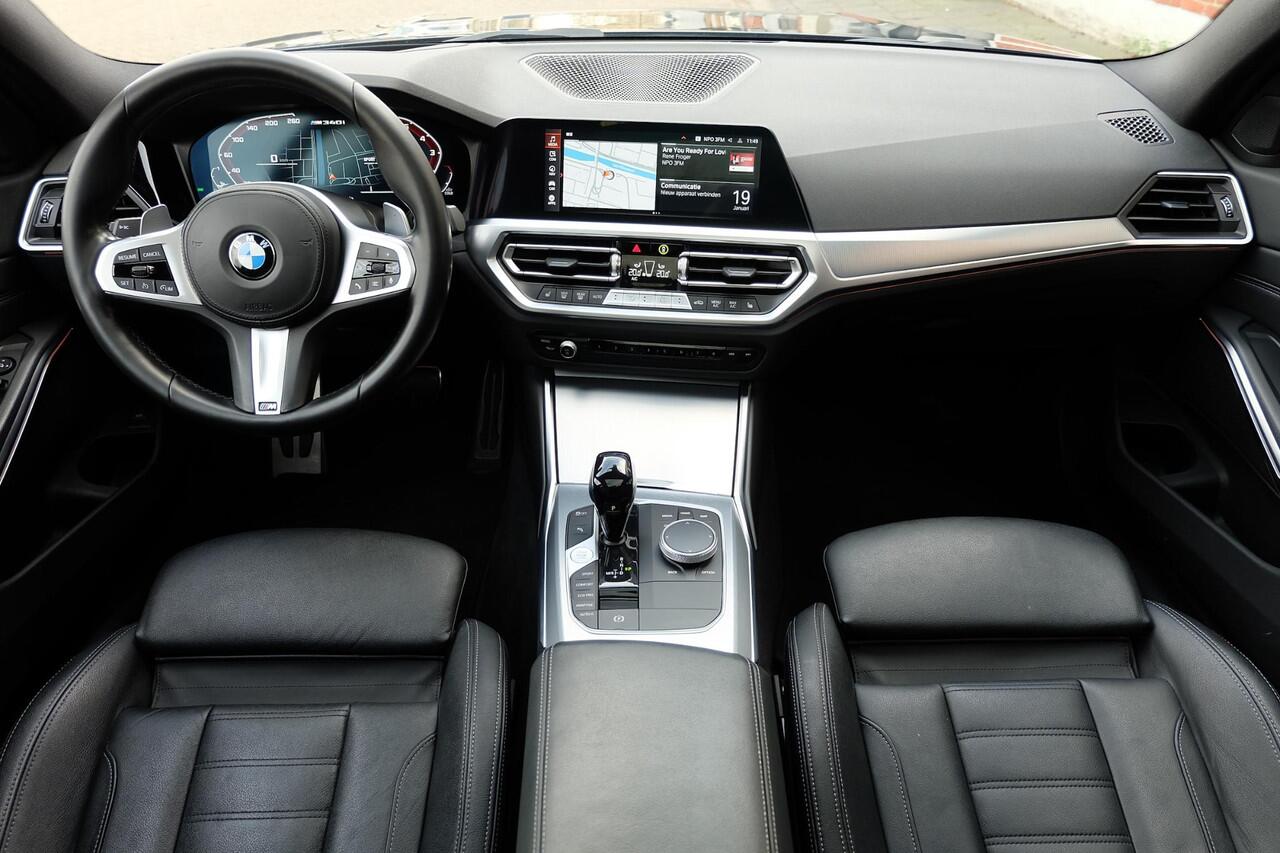 BMW 3-SERIE Touring M340i xDrive High Executive / Pano / Laser / HuD / 19"
