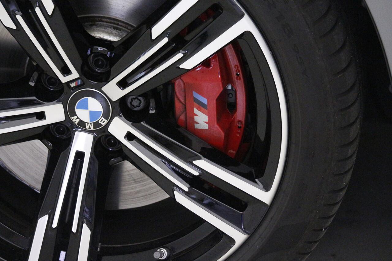 BMW 3-SERIE 320i M-Sport Pro | Active Cruise Controle | Elektrisch verstelbare stoelen | Nu voor 49.895,-