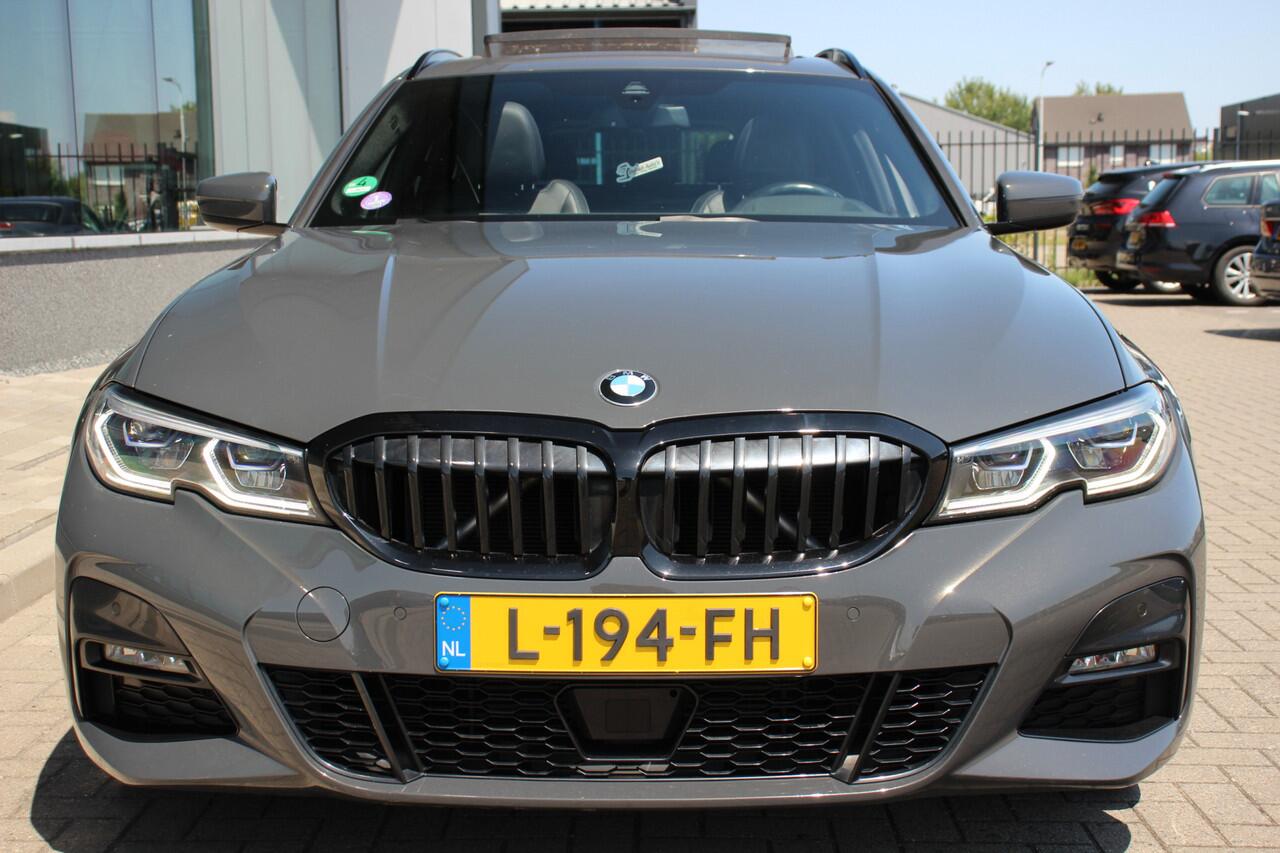 BMW 3-SERIE Touring 320i High Executive M Pakket | Pano | Laser | Leder