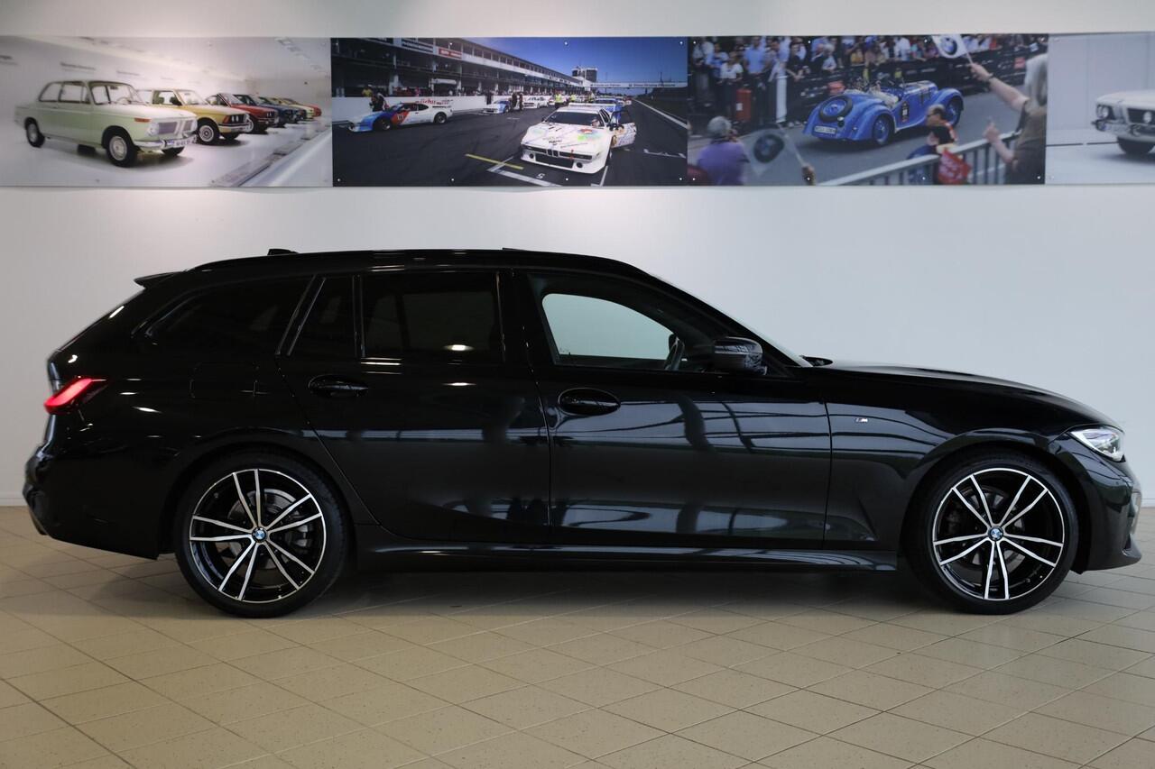 BMW 3-SERIE Touring 318i High Executive | M Sport | Elektrische Trekhaak | Glazen panoramadak | Achteruitrijcamera | HiFi | Shadowline