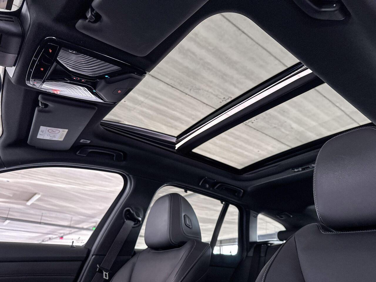 BMW 3-SERIE Touring 320e