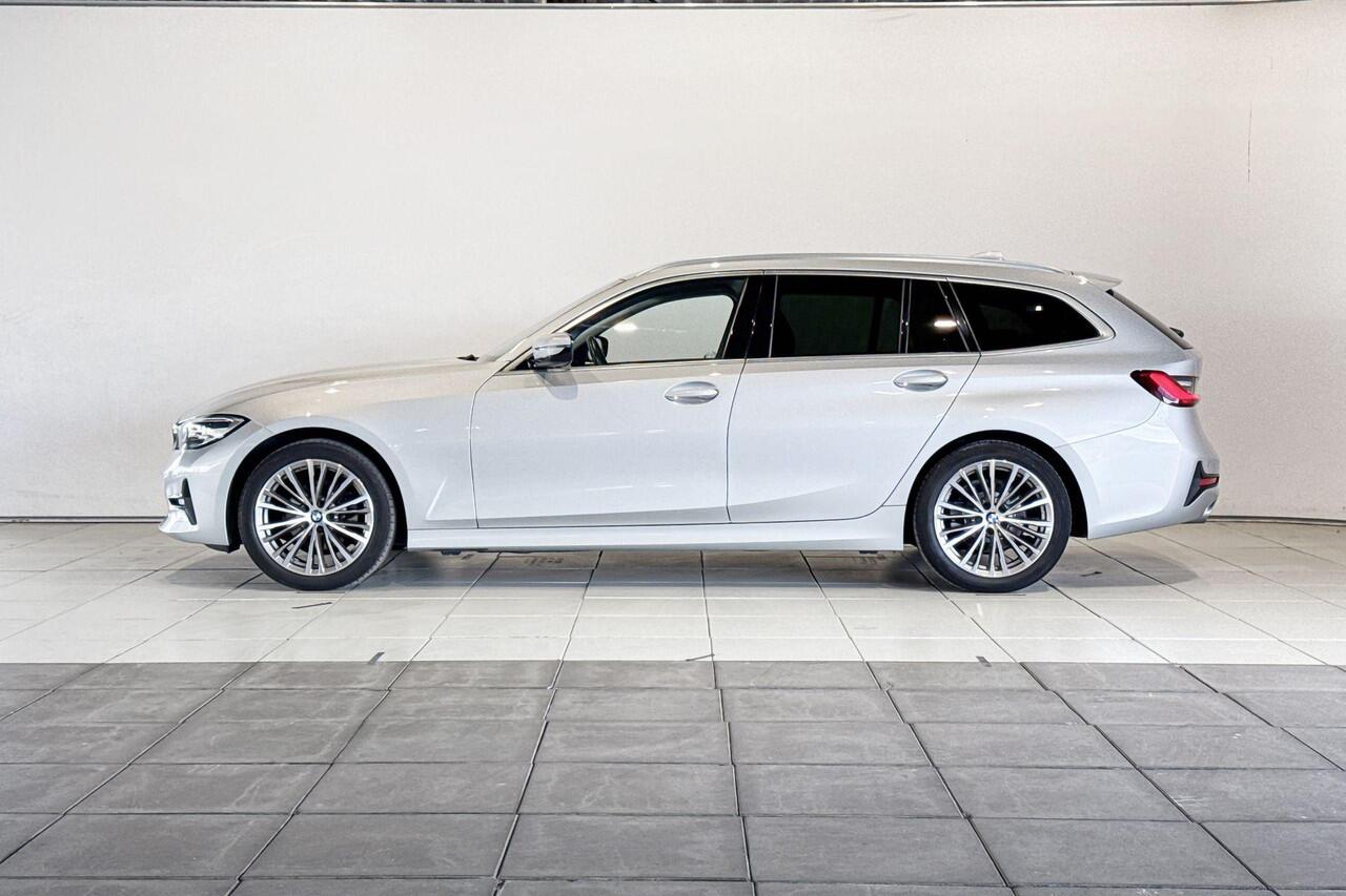 BMW 3-SERIE Touring 320i Executive Edition Model Sport Line Aut.