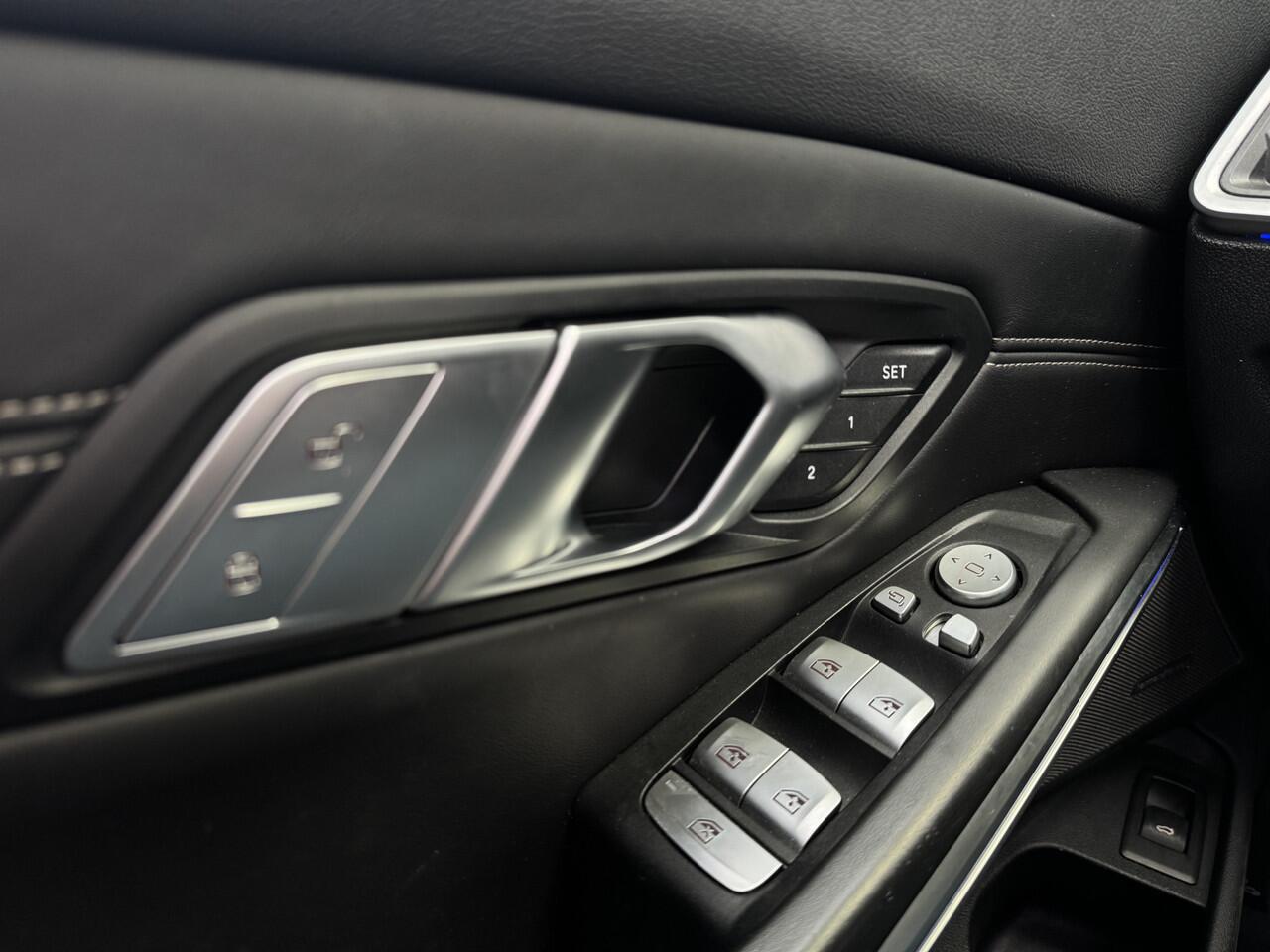 BMW 3-SERIE Touring M340i xDrive AC Schnitzer, Panoramadak, Trekhaak, PPF